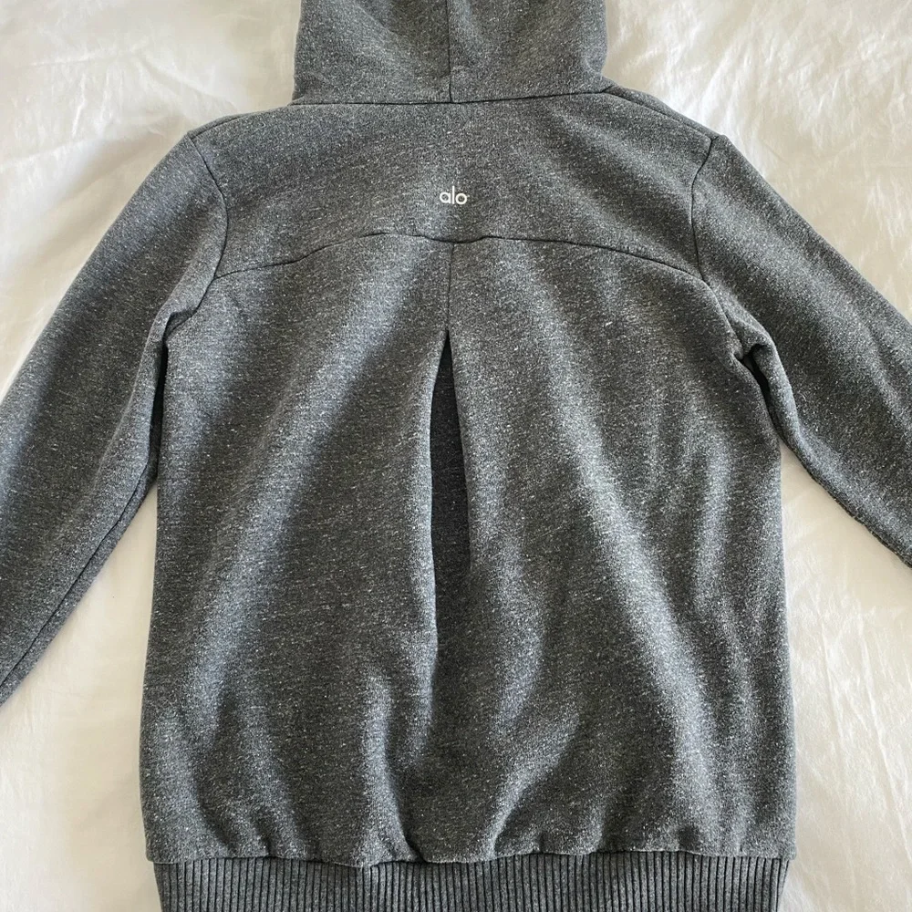 Alo Sweater - Picture 1 of 3